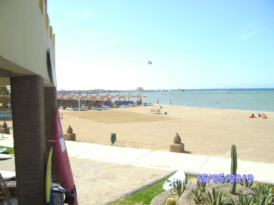 Blick von Strandrestaurant Titanic Beach Spa & Aqua Park