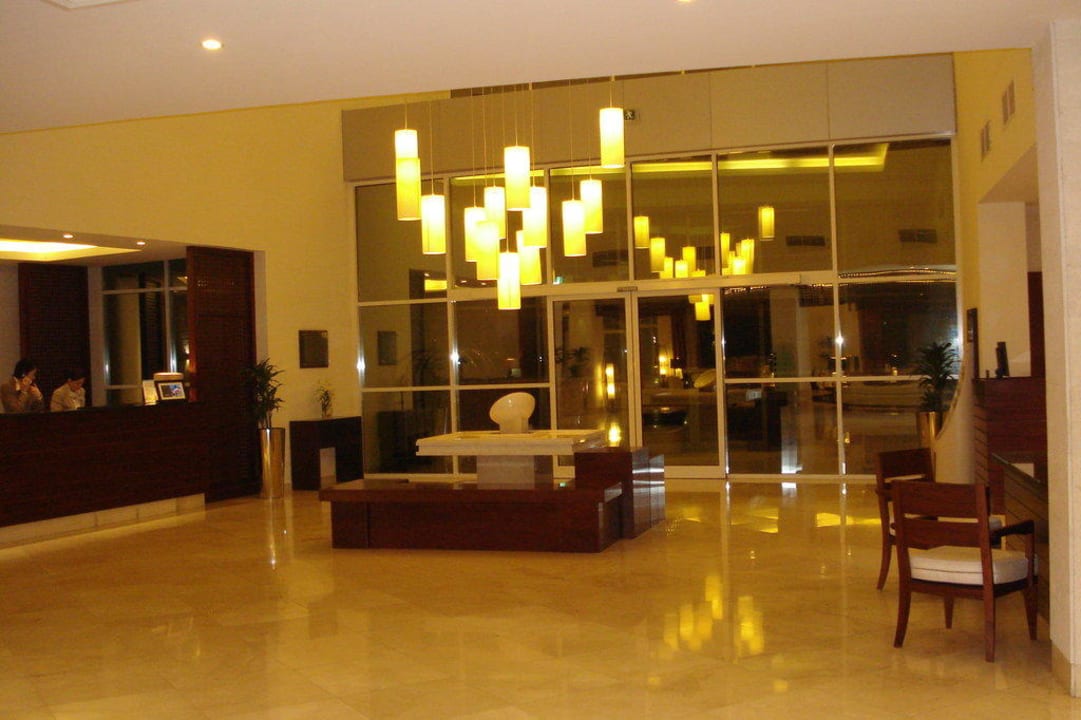Rezeption Radisson Blu Resort Fujairah