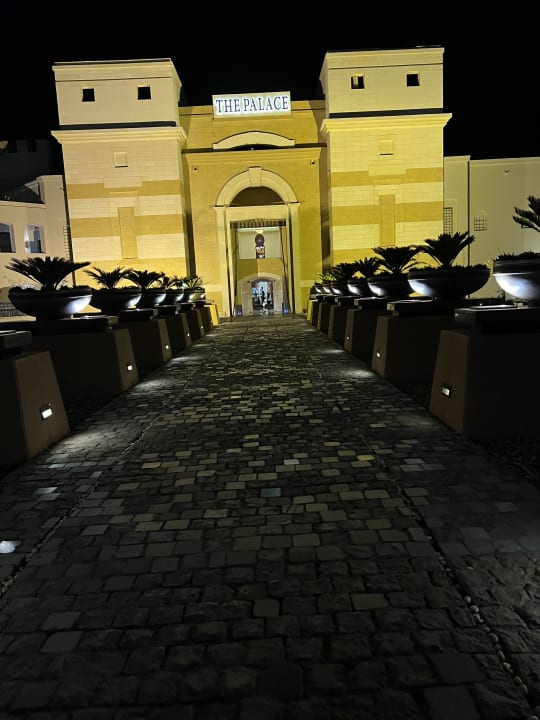 Außenansicht Pickalbatros Palace Hotel-Port Ghalib