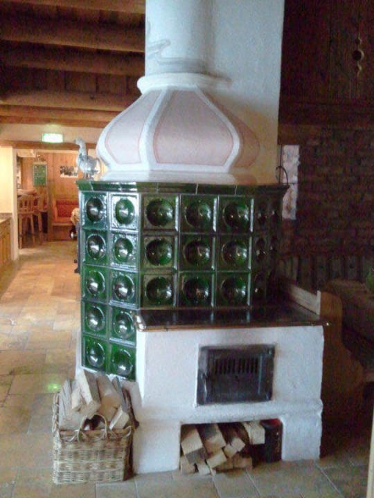 Kamin im Speisesaal Berghotel Hauserbauer