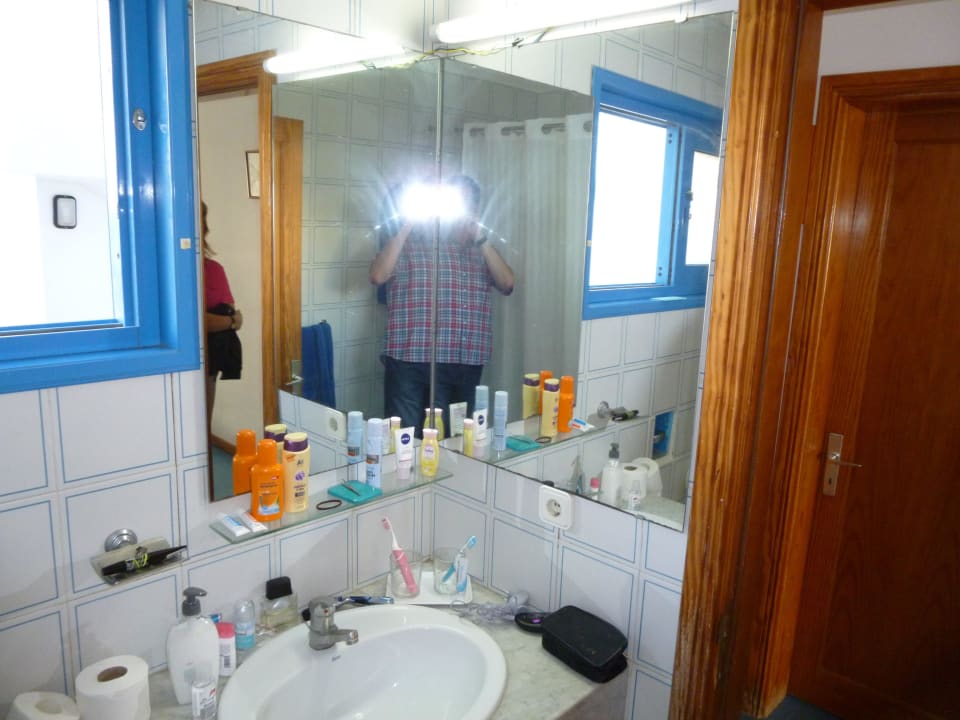 Waschgelegenheit Aparthotel Costa Mar