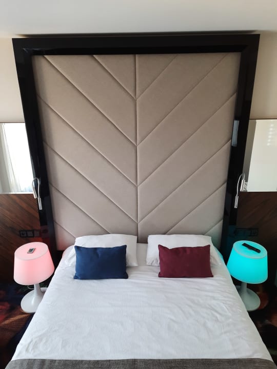 Zimmer INX Design Hotel