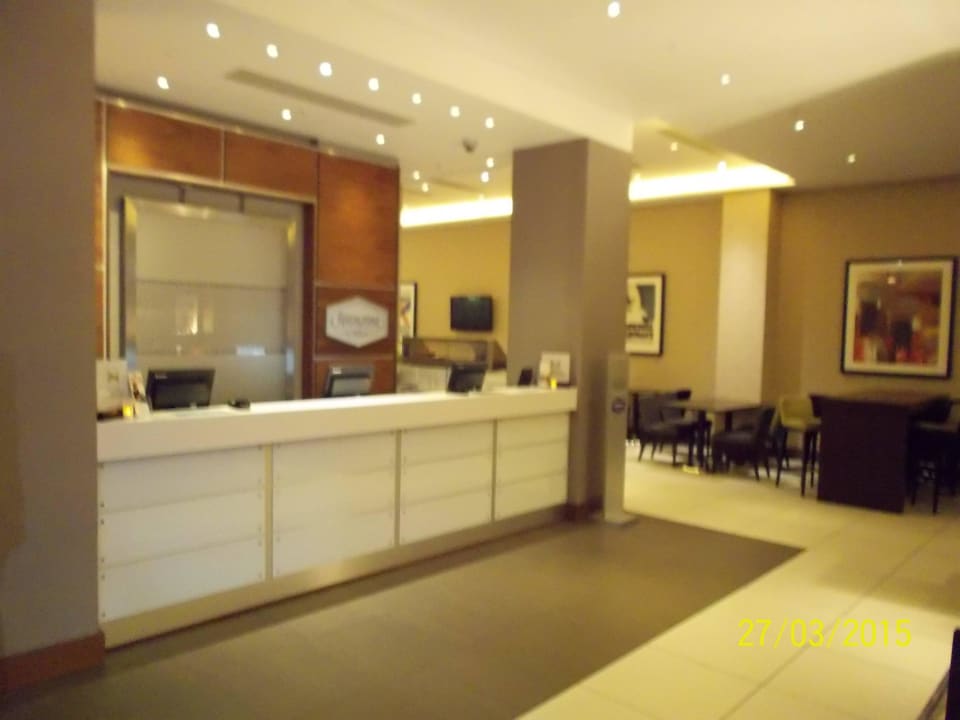 Lobby Hotel Hampton Inn by Hilton London