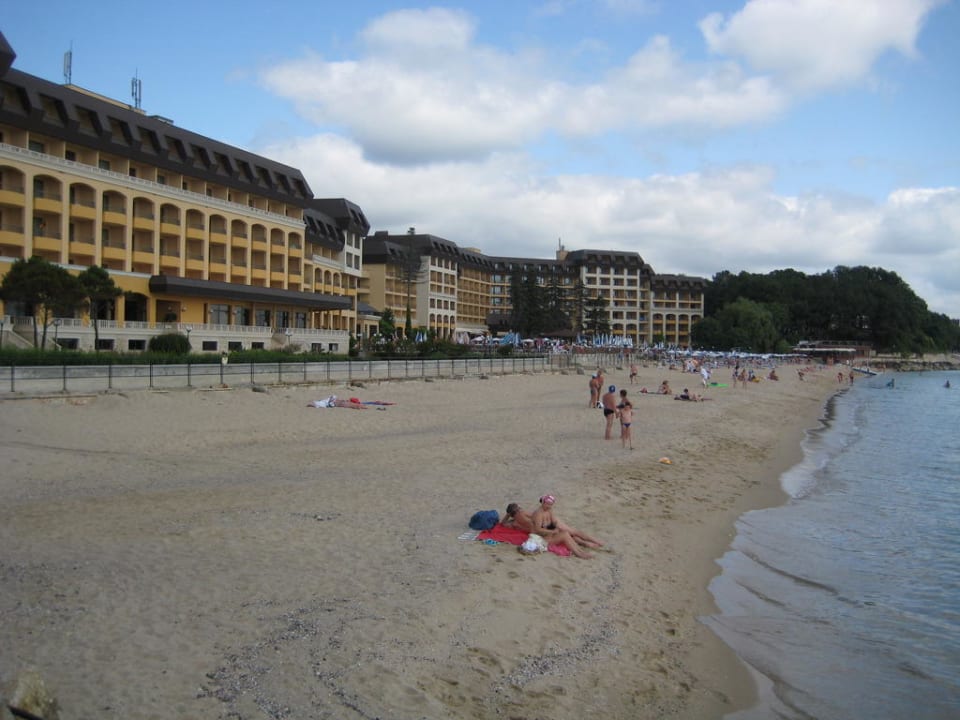 Blick auf die Hotelanlage HVD Riviera Beach