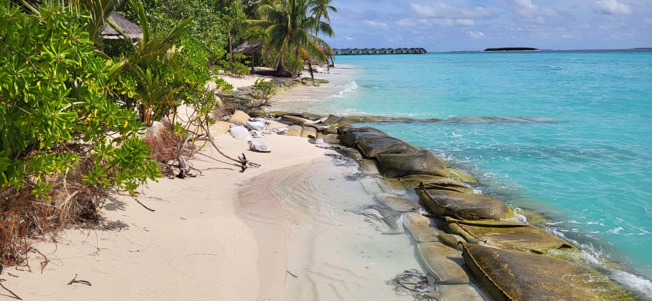 Strand NH Collection Maldives Havodda Resort