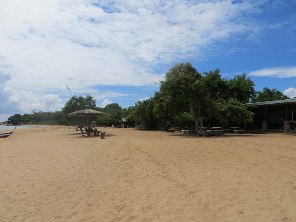 Superschöner und immer leerer Strand Marble Beach Airforce Resort