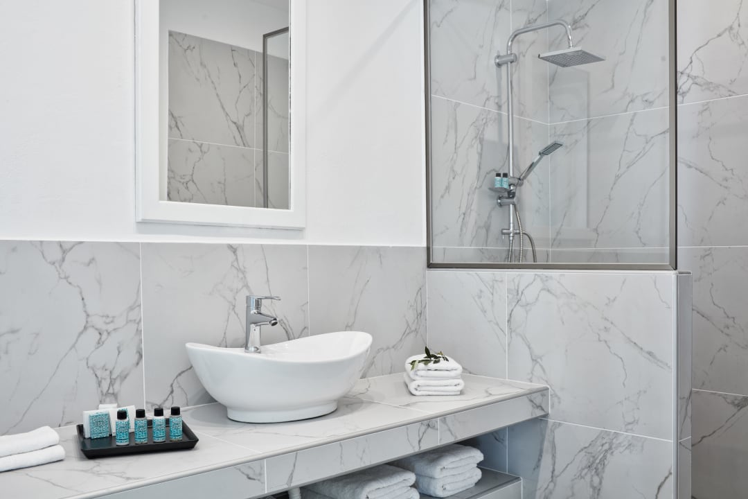 Zimmer Mr. and Mrs. White Paros