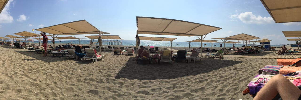 Strand Club Turtas Beach Hotel