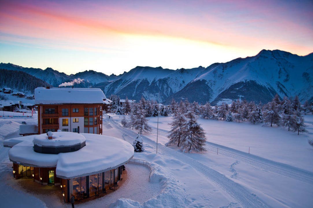 Hotel mit Rezeption und Restaurant Hotel Royal