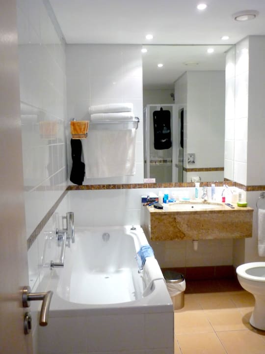 Das Badezimmer von 1209 Cresta Grande Cape Town