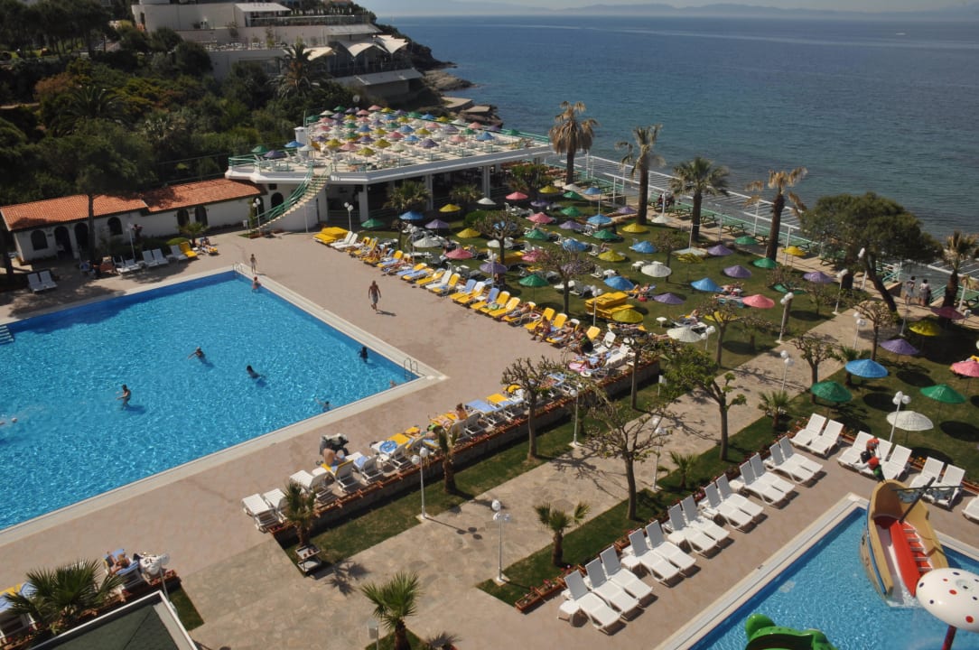 Pool Hotel Grand Efe