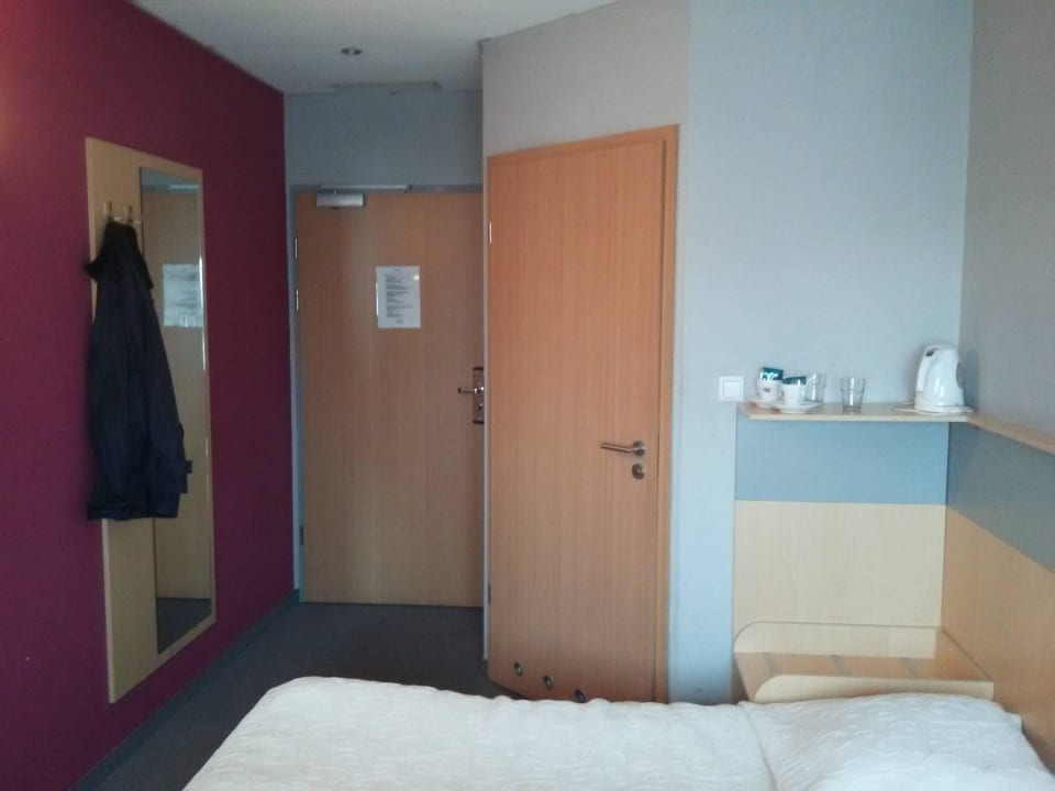 Mało miejsca Hotel System Poznań