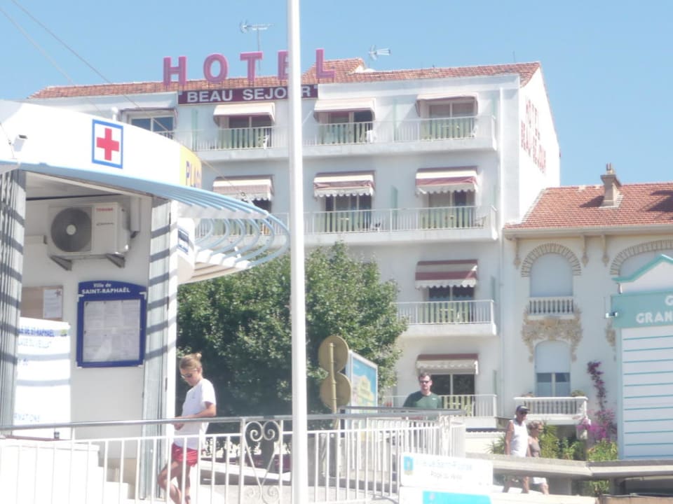 Frontansicht Hotel Hotel Beausejour