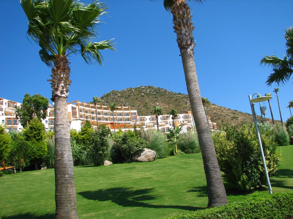 Ogród i hotel Kefaluka Resort Bodrum