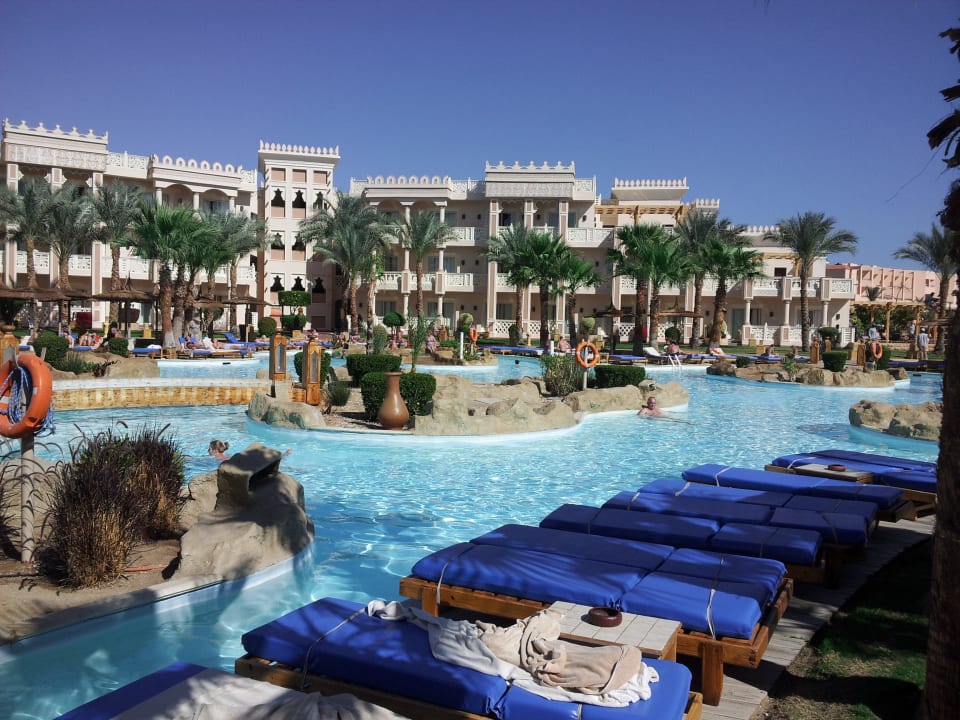 Бассейн Pickalbatros Palace Resort