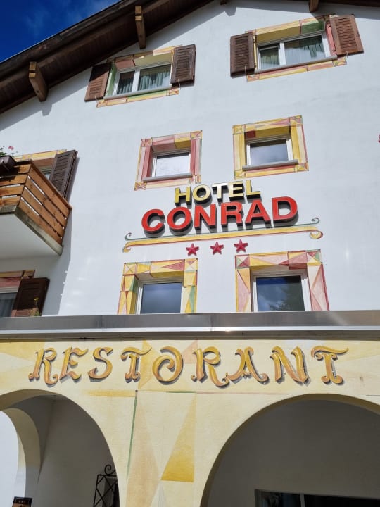 Außenansicht Hotel Conrad