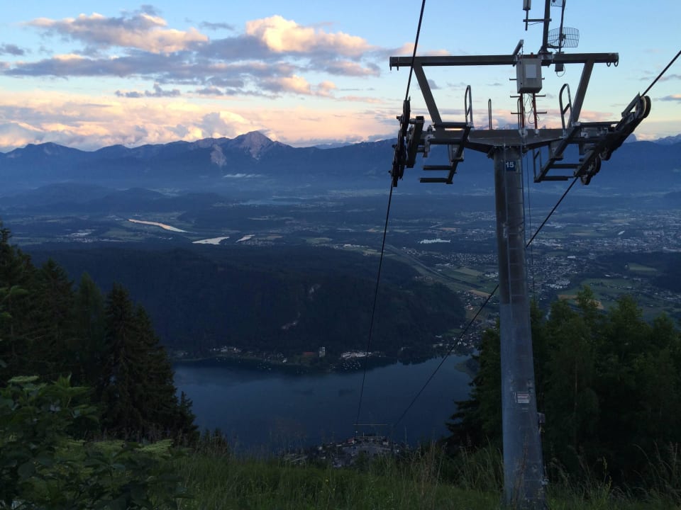 Die Sicht auf den See auf Höhe des Hotels Sonnenhotel Zaubek