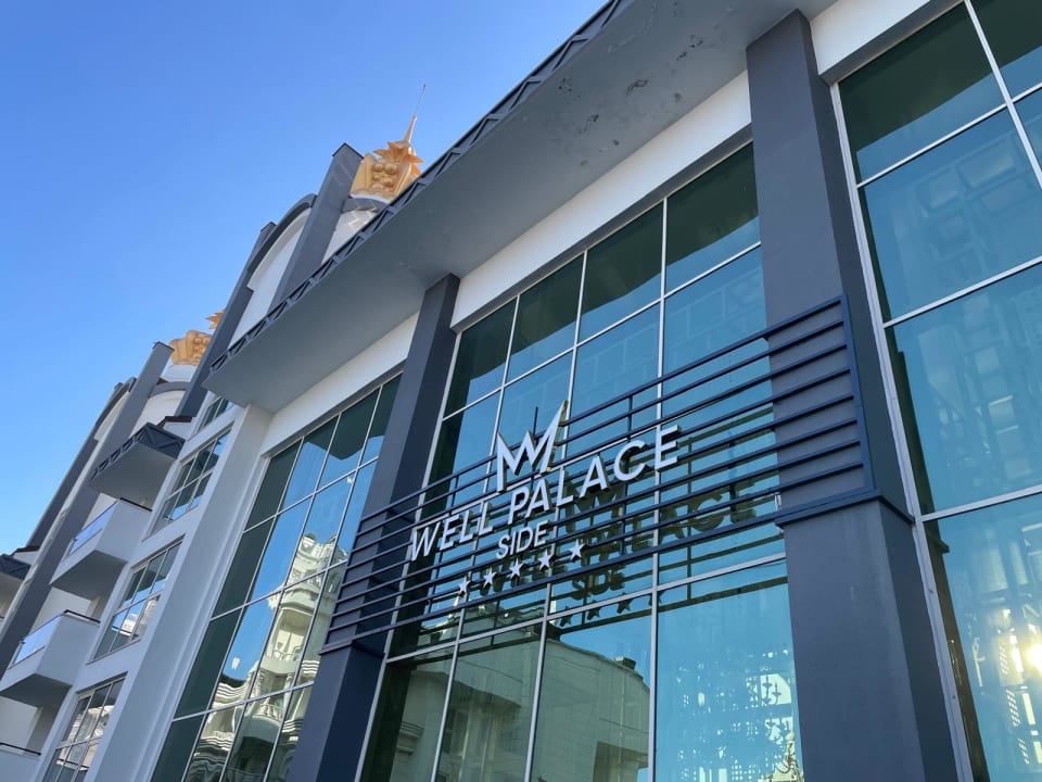 Außenansicht Well Palace Side