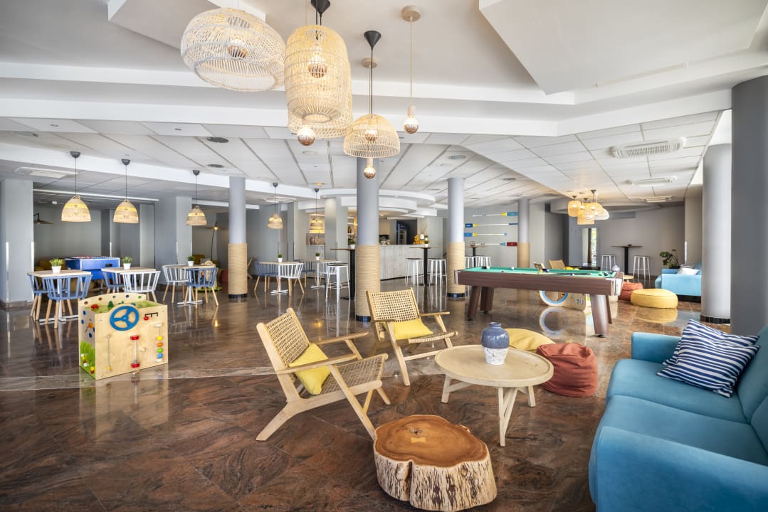 Lobby Sunny Baška Hotel by Valamar (Corinthia)