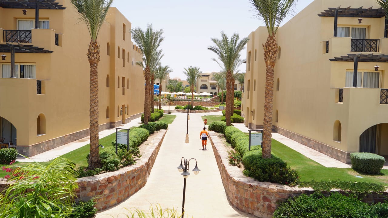 Droga do lobby Stella Garden Resort & Spa, Makadi Bay