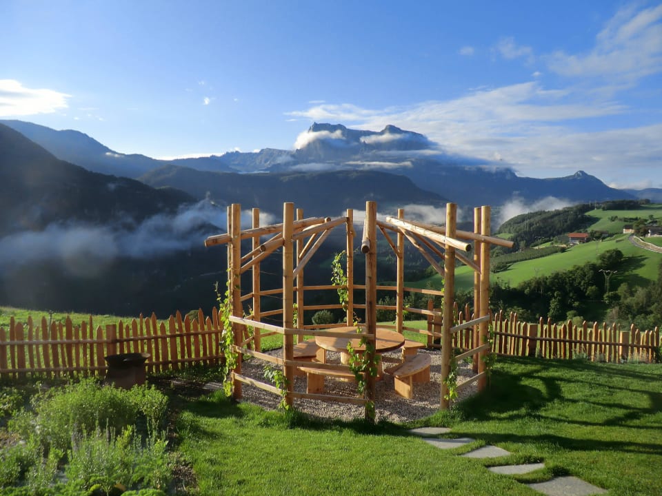 Pergula for resting Hotel-Chalet Pennhof