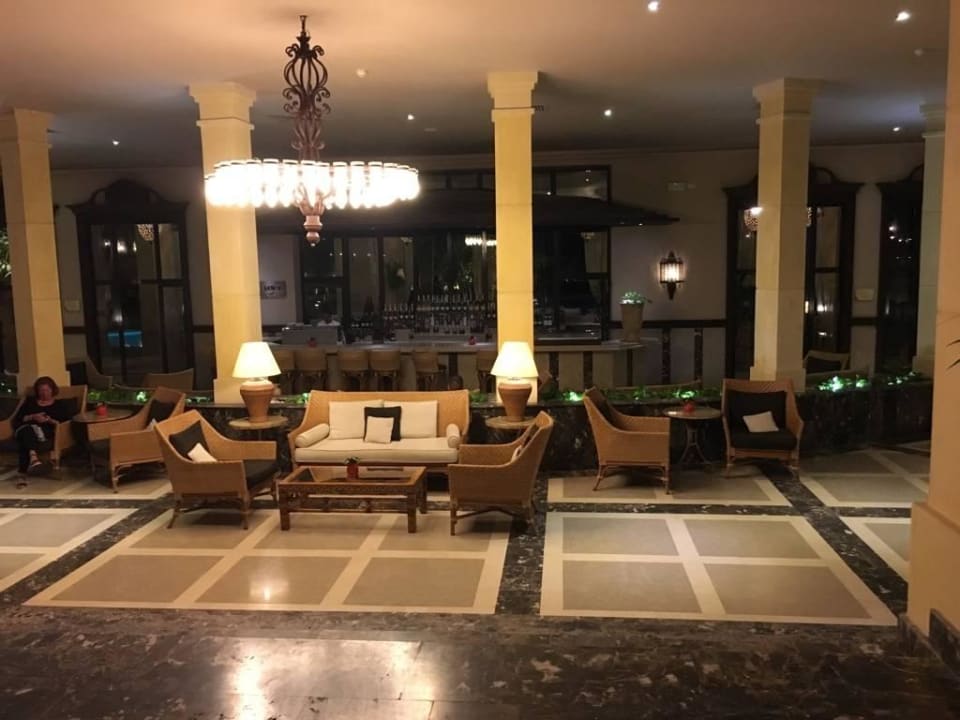 Blick zur Bar Makadi Spa - Adults only