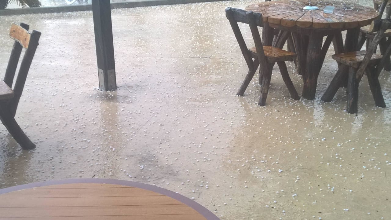 Erst Hagel dann Sintflut Hotel Exagon Park