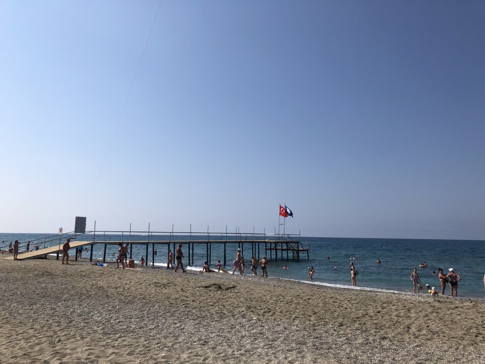 Strand Club Turtas Beach Hotel