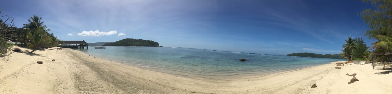 Strand Hotel New Emerald Cove