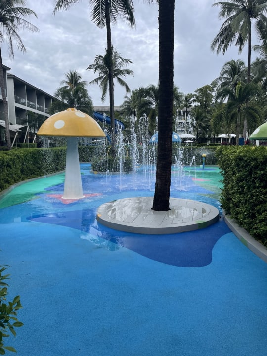 Pool X10 Khaolak Resort