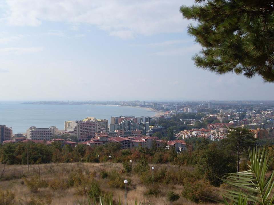 Blick vom Königszelt zum Strand DIT Majestic Beach Resort