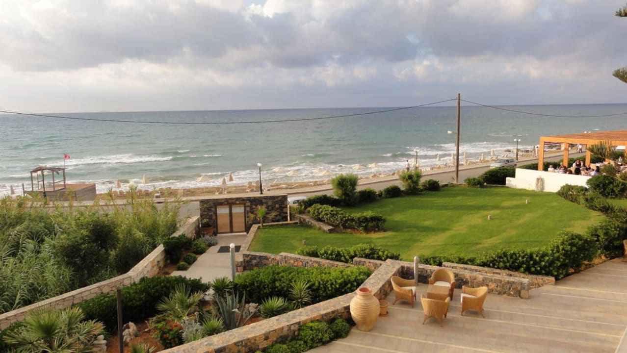 Ausblick von Zimmer The Island Hotel