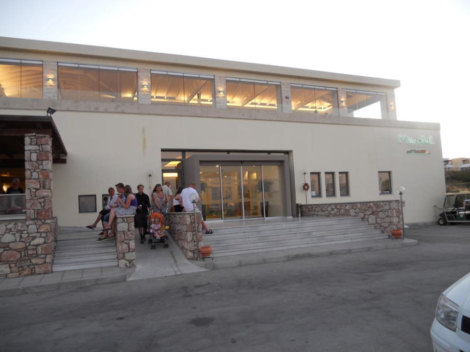 Hotel Frontansicht Atlantica Mikri Poli Rhodes