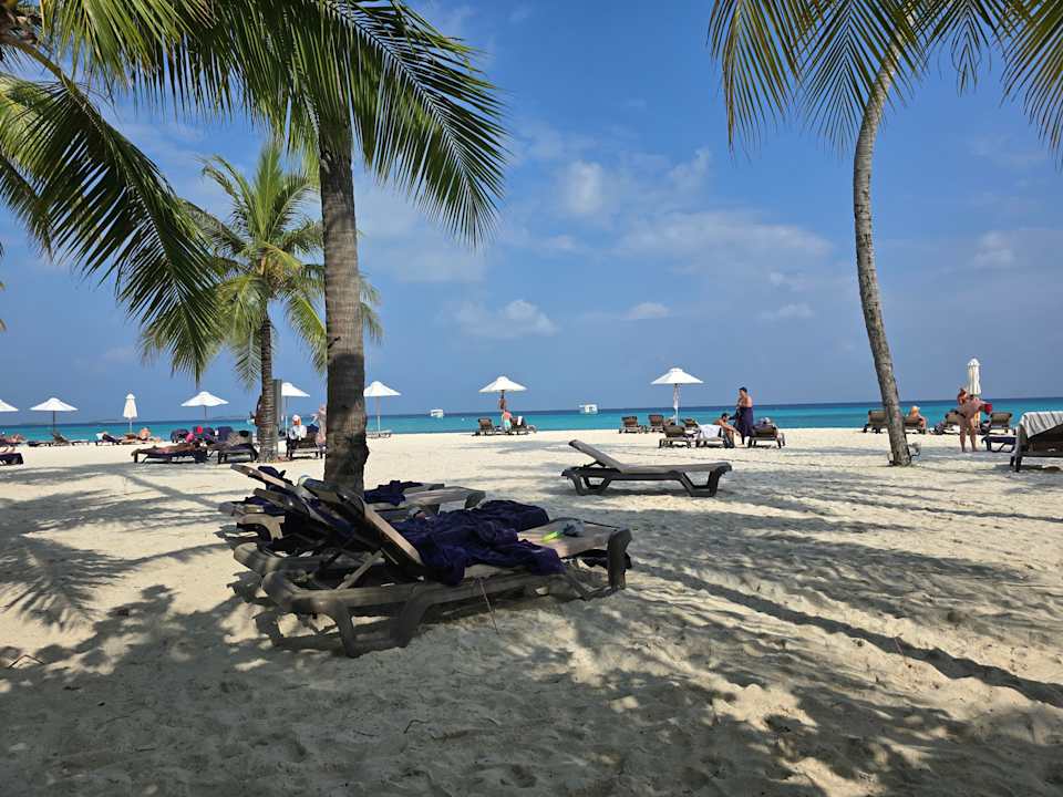 Strand Kuredu Island Resort & Spa