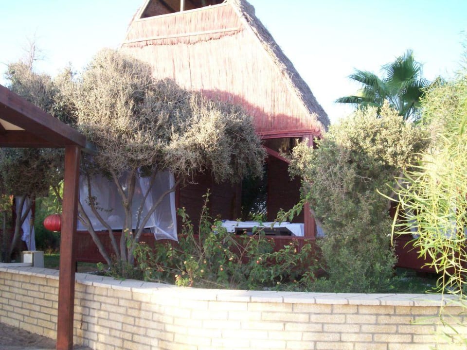 Massageplätze am Strand Ali Bey Club