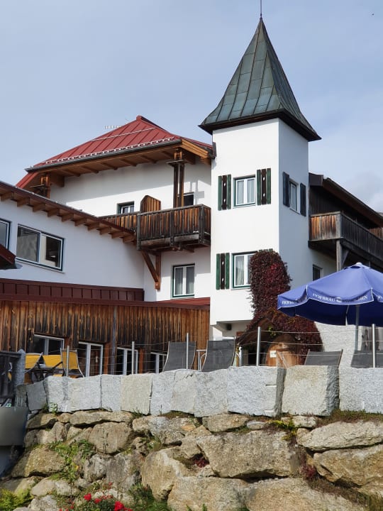 Außenansicht 1. Bier & Wohlfühlhotel Gut Riedelsbach