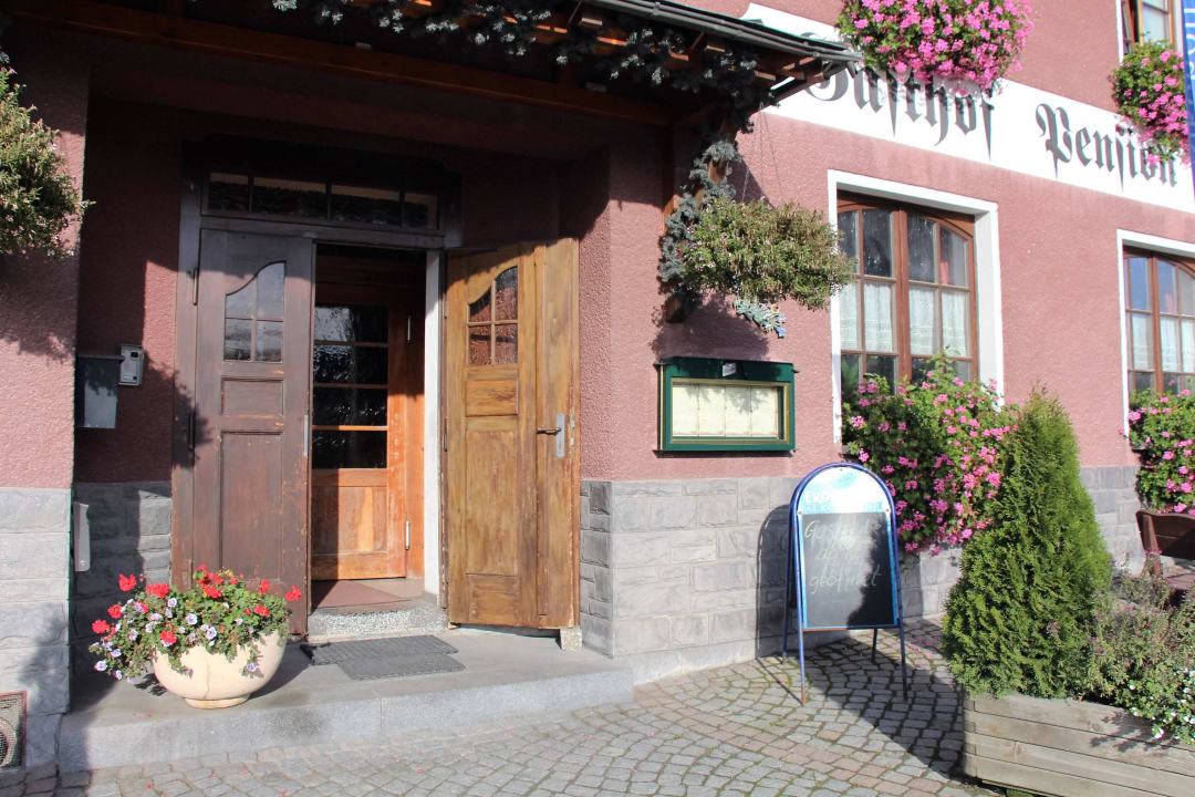 Eingang Pension Rotes Haus