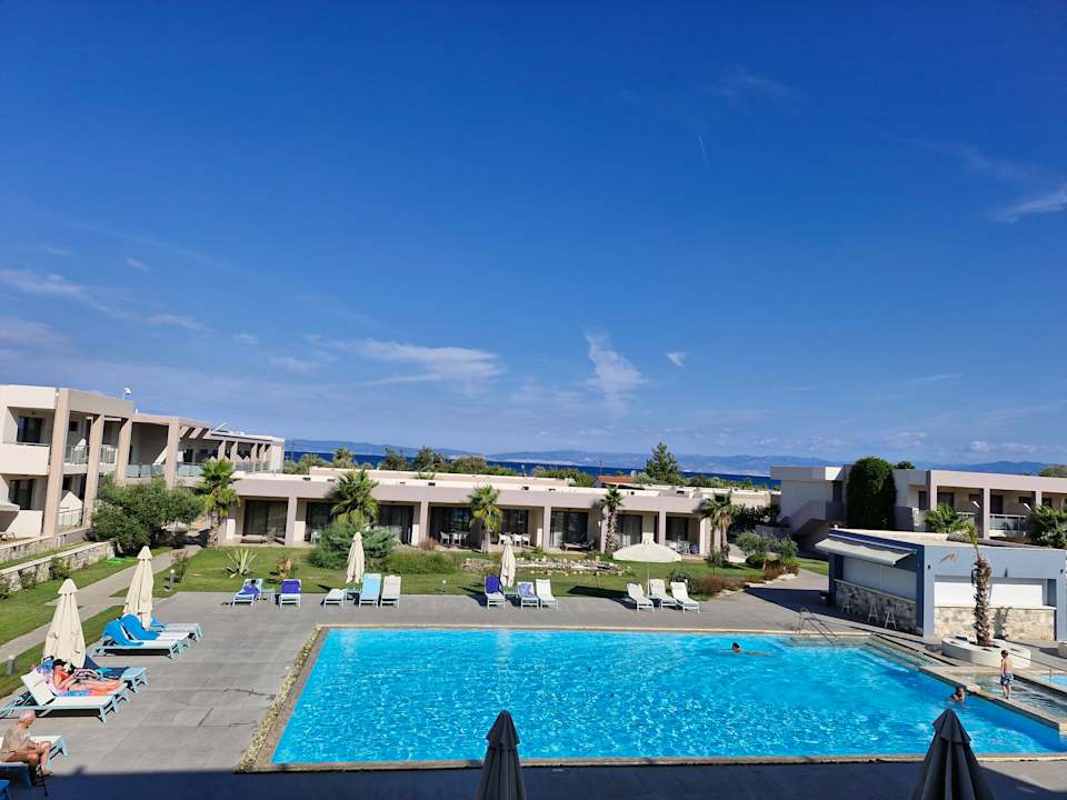 Pool Alea Hotel & Suites
