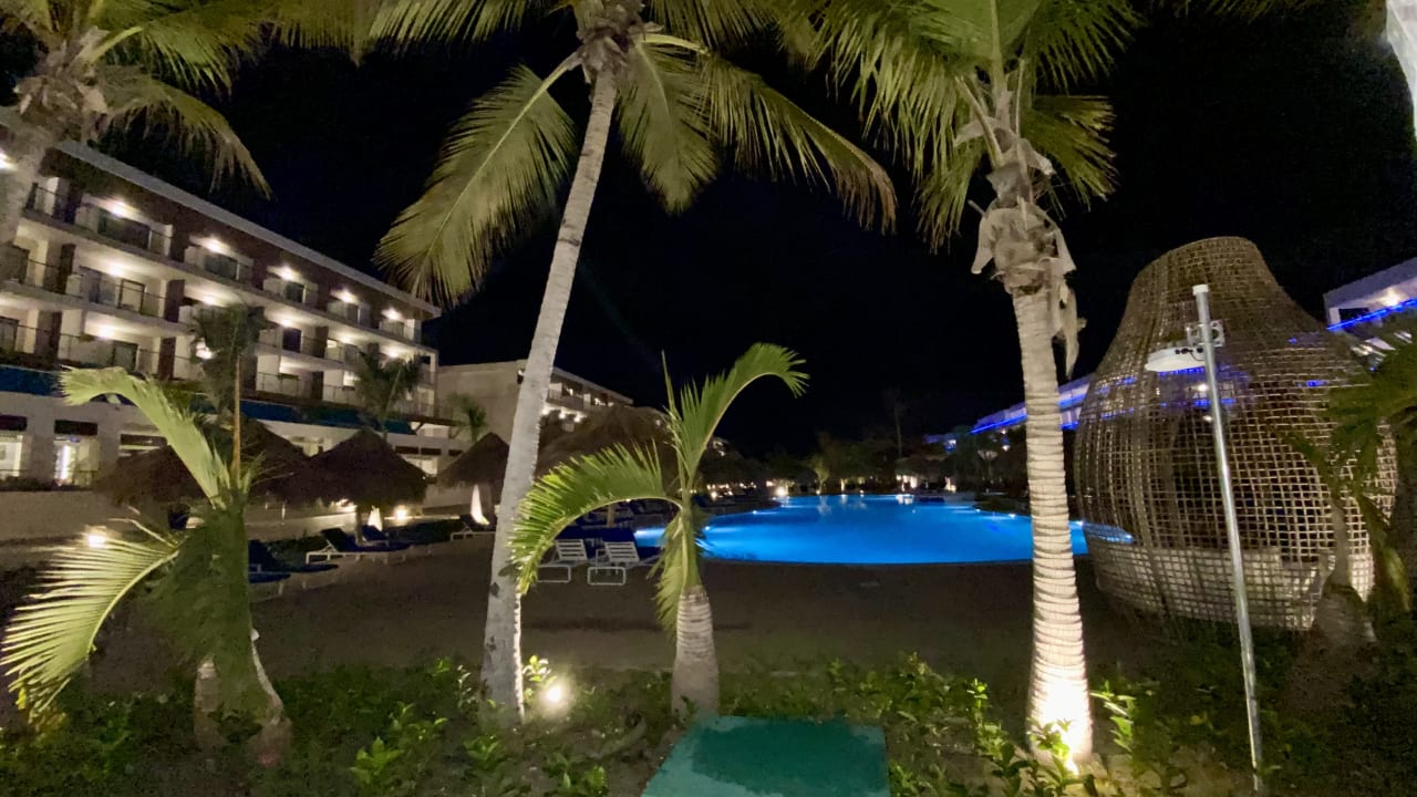 Pool Serenade All Suites - Adults Only Resort