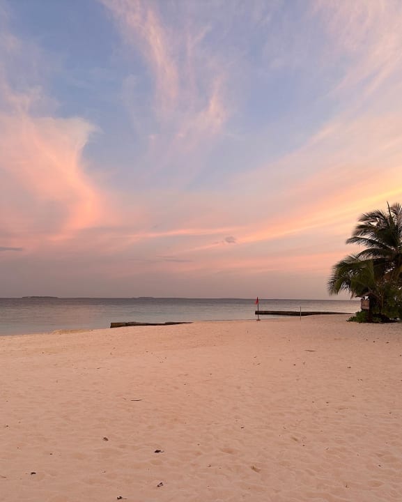 Strand Adaaran Select Meedhupparu Island Resort - Premium All Inclusive