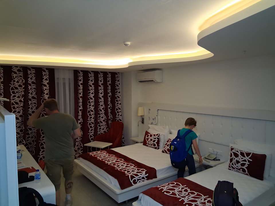 Zimmer Laguna Beach Alya Resort & Spa Hotel
