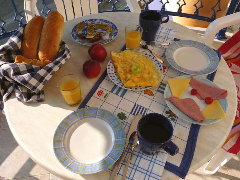 Frühstücks-Service (3) Hotel Apollon