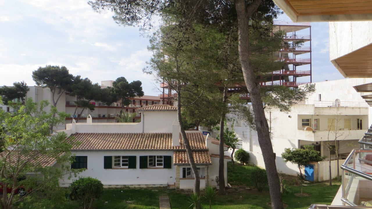 Bild vom Balkon (Zimmer 239) Hotel Serrano Palace