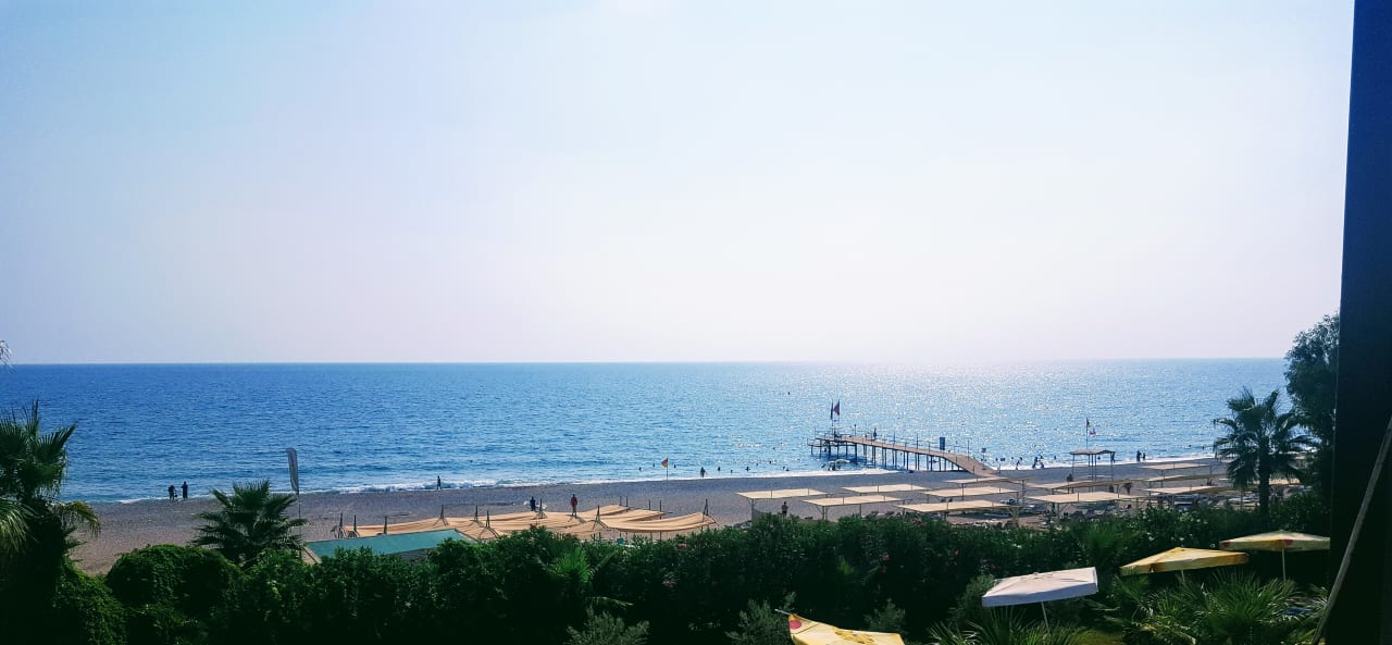 Strand Club Turtas Beach Hotel