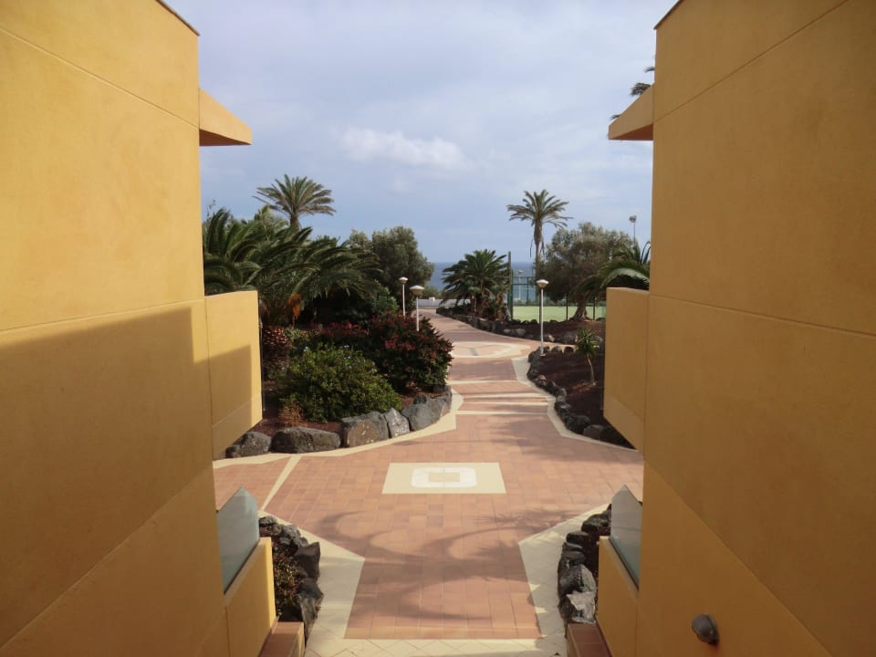 Wege durchs Hotel SBH Club Paraiso Playa