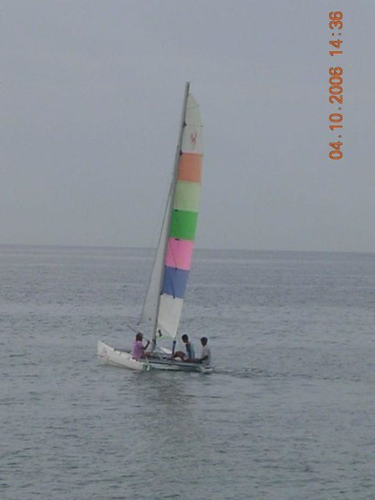 Katamaran hotelowy Sayonara Villaggio