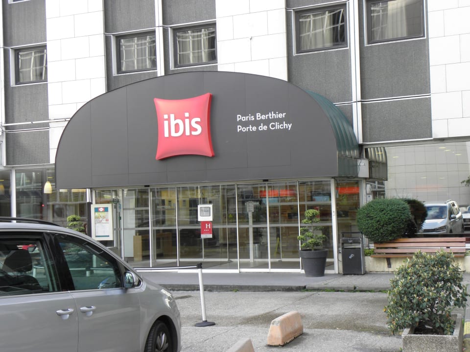 Haupteingang ibis Paris 17 Clichy Batignolles