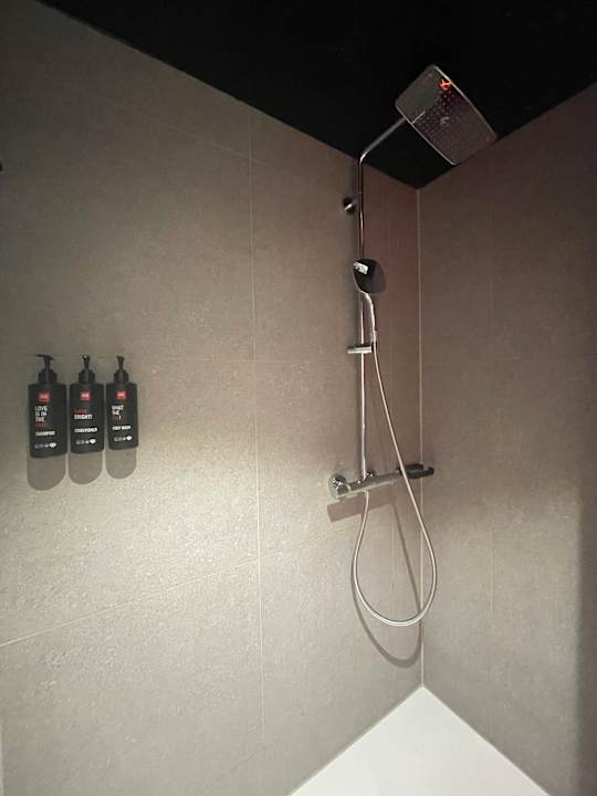 Zimmer Radisson RED Hotel, Vienna