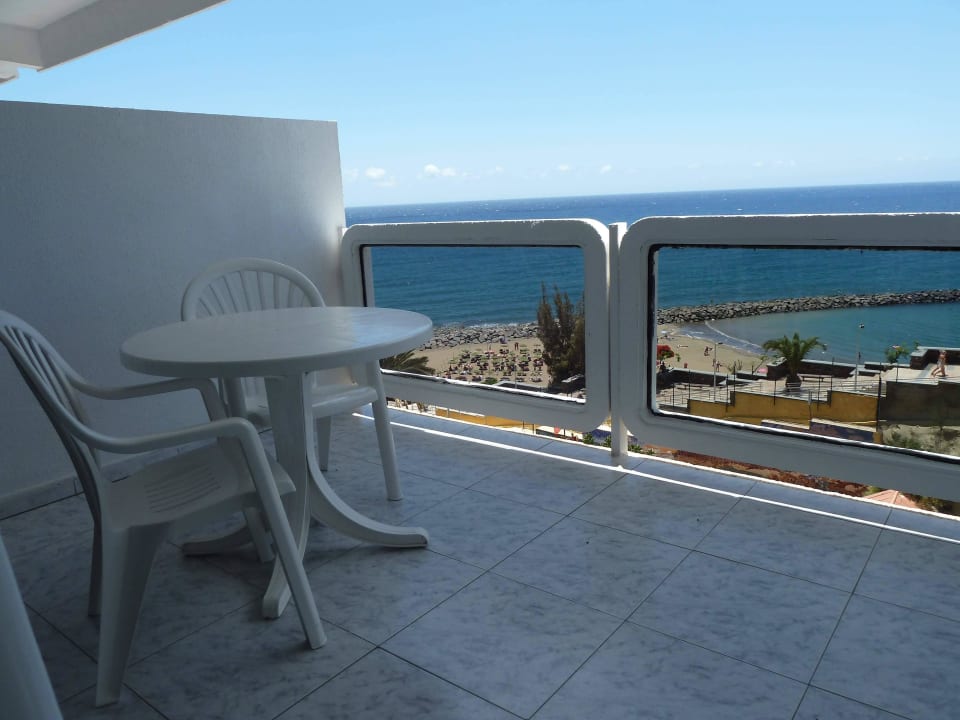 Großer Balkon mit schönem Ausblick Hotel Europalace