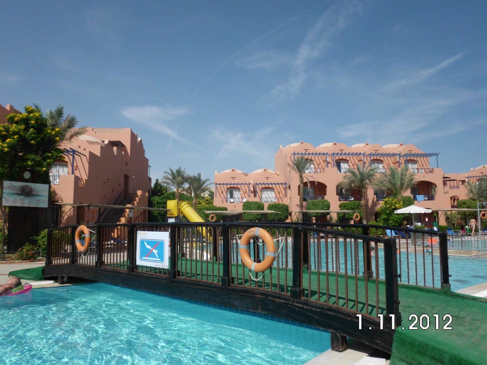Familypool Jaz Makadi Oasis Resort